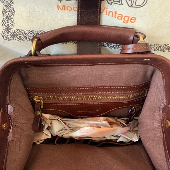 Convertible Doctor Backpack - Picture 5 of 7